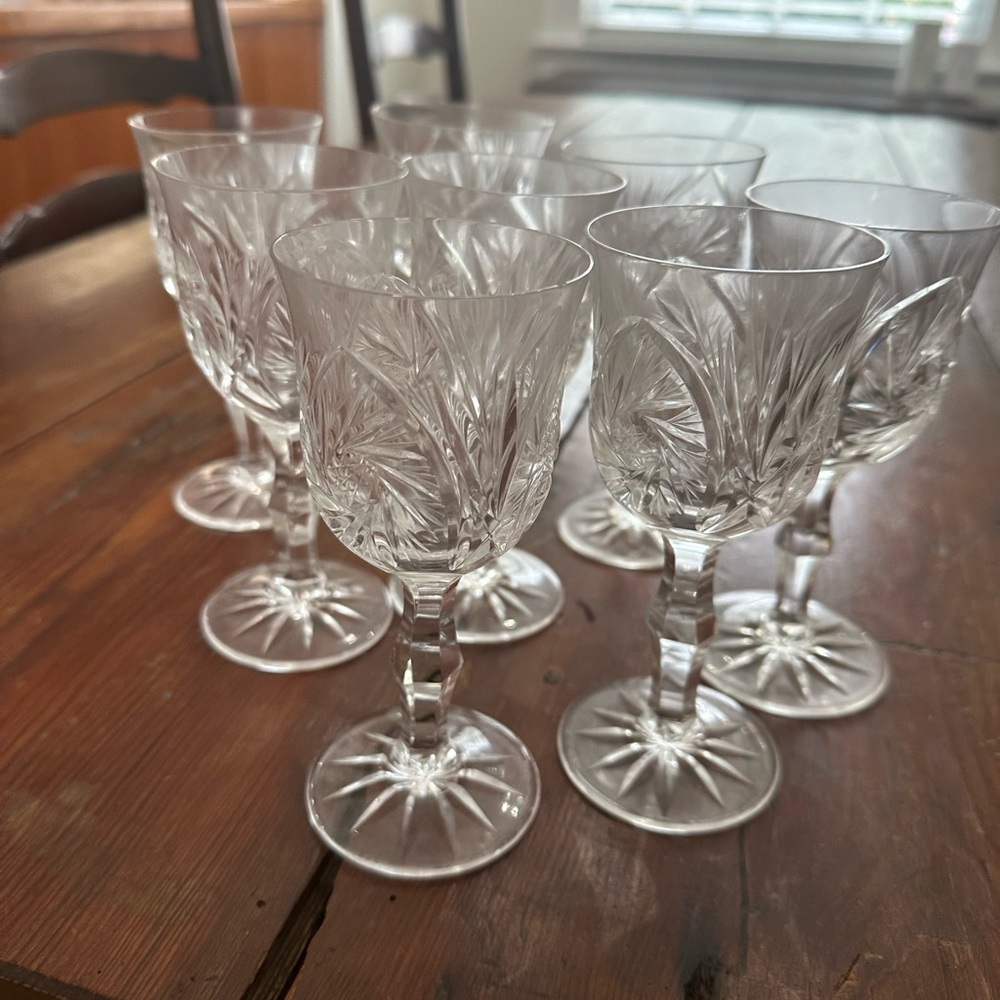 Eleanor by American Cut set of 8 wine glasses EUC